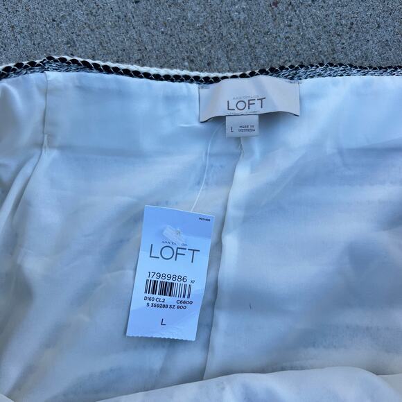 Loft Black White Woven Tweed Stripe Geometric A-Line Mini Skirt NWT Size LARGE - Picture 2 of 7